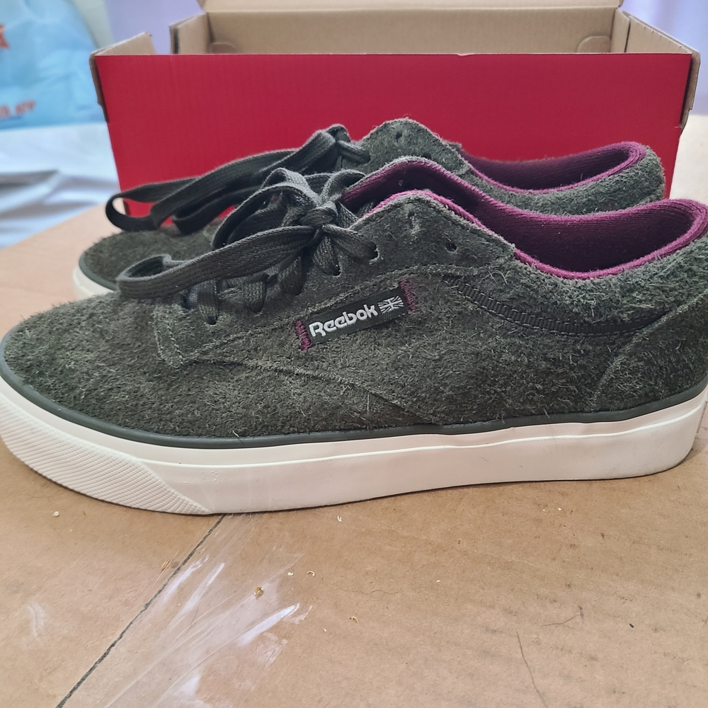 Reebok Green Sneakers with White Soles